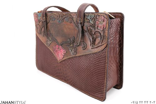 کیف دستی چرم طبیعی قلم‌زنی طرح گل - Image 4